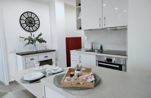 Nueva Andalucia Apartment | Ludo's house, apartment with a view in Marbella