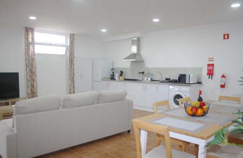 Estreito da Calheta Apartment | Lugar dos Louros 2