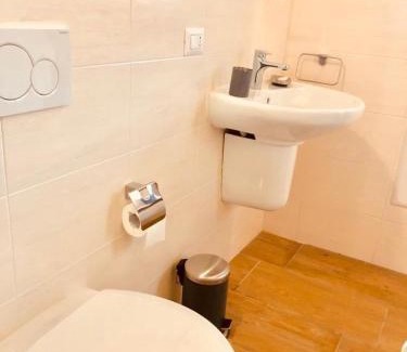 Villaggio Belmonte Apartment | Luisa Apartment, Lake Maggiore
