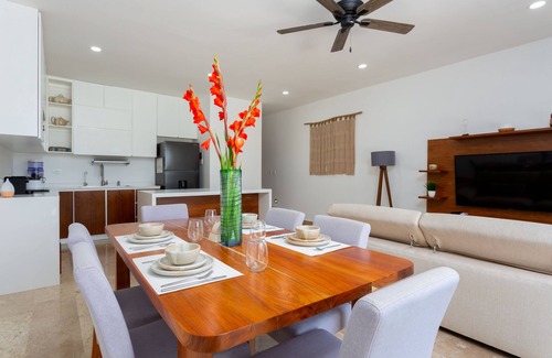 Puerto Aventuras Apartment | Lujoso departamento con alberca ¡5 min de la playa!