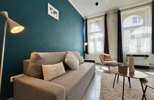 Magdolna negyed Apartment | Lujza Residence - Modern Apt