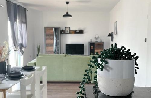 Donje Polje Apartment | Luka III