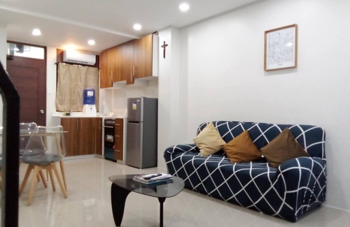 Tagbilaran House | Lukali Staycation, 2level, 3BR, 2baths,WIFI,mini gym,billiard table,plunge pool.
