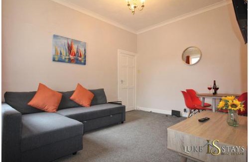 Newcastle-upon-Tyne Apartment | Luke Stays - Nicholson Terrace