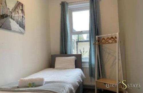 Newcastle-upon-Tyne Apartment | Luke Stays - Nicholson Terrace