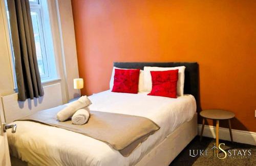 Newcastle-upon-Tyne Apartment | Luke Stays - Welbeck Road
