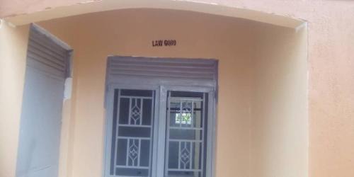 Kireka Bed & Breakfast | Lukwanga avenue air B&B