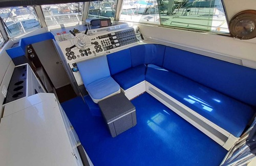 Salerno Boat Rental | Lulled by the Sea Deluxe Boat and breakfast