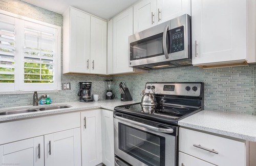 Siesta Key Condo | Lulu's Crescent Cottage #2