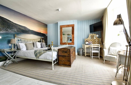 West Lulworth Hotel | Lulworth Cove Inn