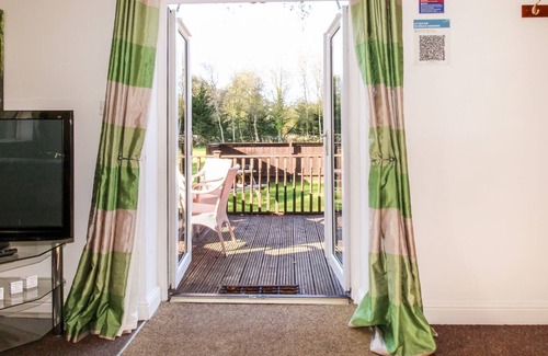 East Stoke House | LULWORTH LODGE, pet friendly, character holiday cottage in Wool