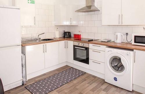 East Stoke House | LULWORTH LODGE, pet friendly, character holiday cottage in Wool
