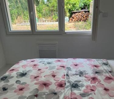 Palaiseau Apartment | Lumbini Home