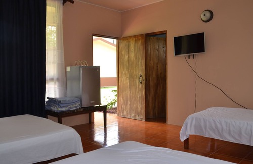 Arenal Hot Springs Hotel | Lumbres del Arenal Cabinas y Villas