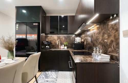 Thao Dien Apartment | Lumiere RiverSide SkyView- Saigon Premium Suite