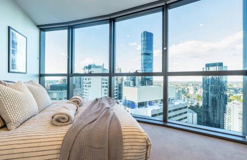 Brisbane Central Business District Apartment | Luminair - Luxury Above the Botanic and Rivers Bend, Queens Wharf Residence Level 29 3Bedroom Luxury Stay