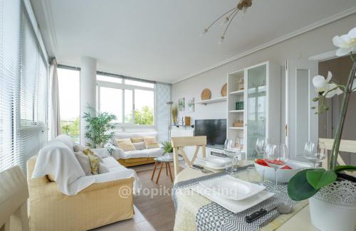 Noja Apartment | Luminoso Apartamento Playa Ris con garaje