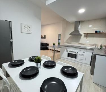 Pozuelo de Alarcon Apartment | LUMINOSOS APARTAMENTOS POZUELO a 8 MINUTOS DE PALACIO REAL