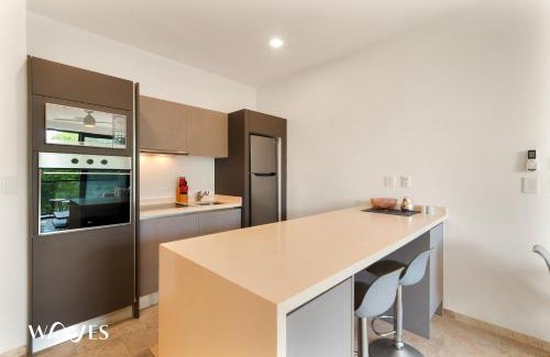 Zazil-ha Apartment | Luminous 1 Br. Steps away from the Beach