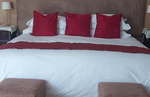 Pniel Bed & Breakfast | Lumley's Place Guesthouse