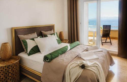 Puerto de Santiago Apartment | LUNA - AC, 2 pools, panoramic ocean, private garage, fibre net