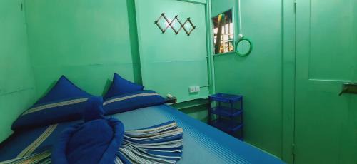 Boossa House | luna beach home & cabanas