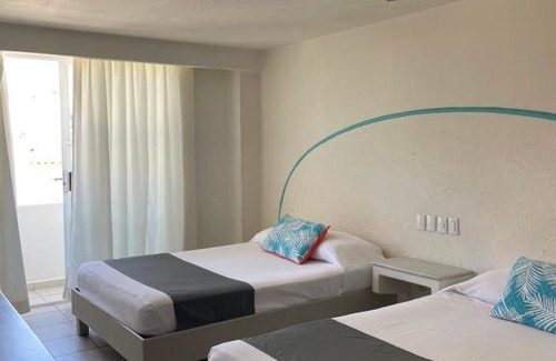 Crucecita Hotel | Luna Creciente