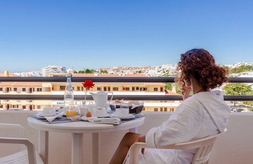 Areias de Sao Joao Apartment | Luna Hotel Da Oura