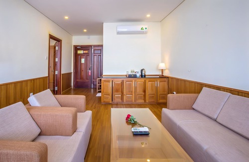 Son Tra Hotel | Lunar Hotel Danang