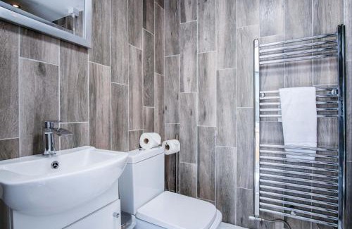 Rhossili Apartment | Lundy Lodge – 1 Bedroom Annex – Rhossili