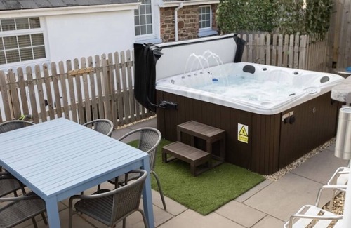 Westward Ho House | LUNDY SEAVIEW! Great Family Home