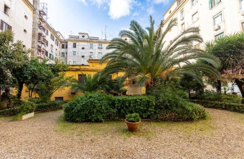 Testaccio Apartment | Lungotevere Aventino House