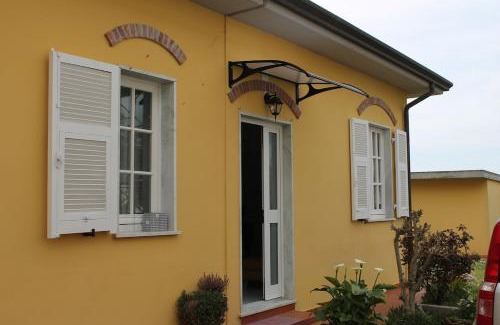 Castelnuovo Magra Apartment | Lunigiana - Casa Anita con giardino