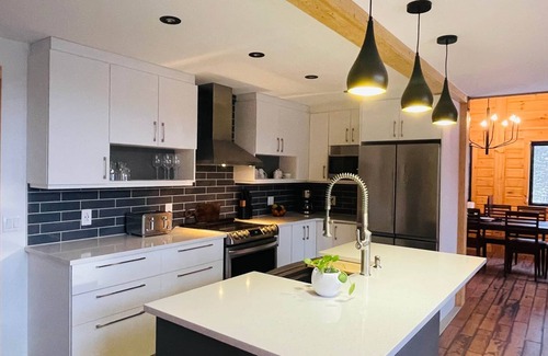 Amherst Ski Chalet | Lunord Kanata Tremblant (137 Pavillon-Kanata)