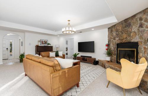 Mariposa House | Lupine Landing