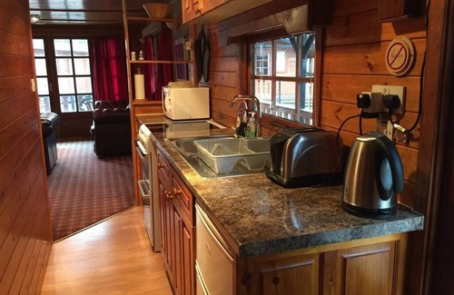 Aviemore Cabin | Lurchers Cabin Aviemore