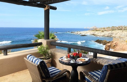 El Medano Ejidal Resort | Lush Garden Villa w/Free WiFi, Jacuzzi, Grill, Spa Services & Tennis Facilities