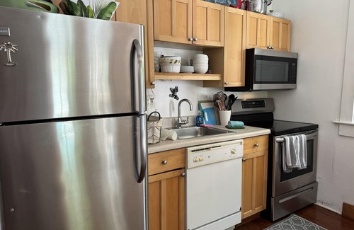 White Street Gallery District House | Lush Gardens-Pool-Jacuzzi-No Contact Check-In