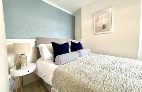 Porthcawl Apartment | Lush Porthcawl 1 bedroom Apt, Prime Location