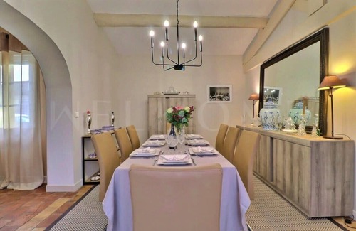Saint-Cannat Villa | Lush villa with swimming pool, jacuzzi and sauna
