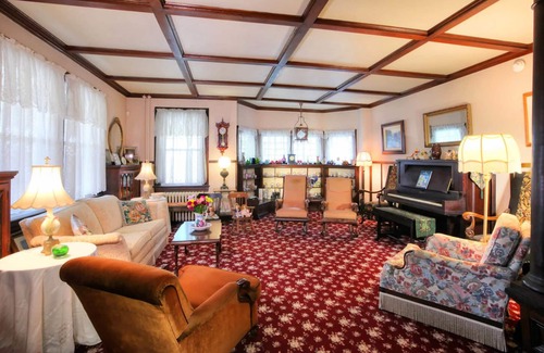 Cape May Bed & Breakfast | Luther Ogden Inn