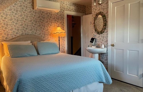 Cape May Bed & Breakfast | Luther Ogden Inn