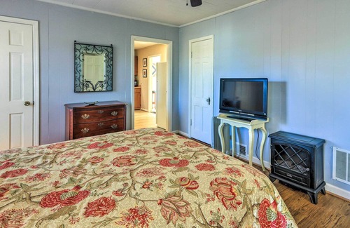 Luthersville House | Lutherville Home Close to Shopping + More!