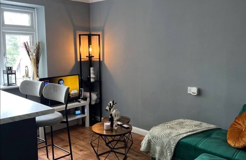 Luton Apartment | Luton City Apartment Retreat