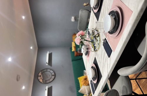 Luton Apartment | Luton City Apartment Retreat