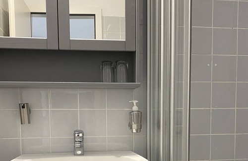 Region Hannover District Apartment | Lüttje time-out with sea view, WiFi and private parking included
