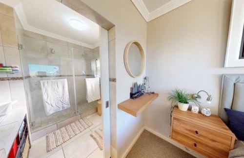 Victoria Bay Apartment | Luuks