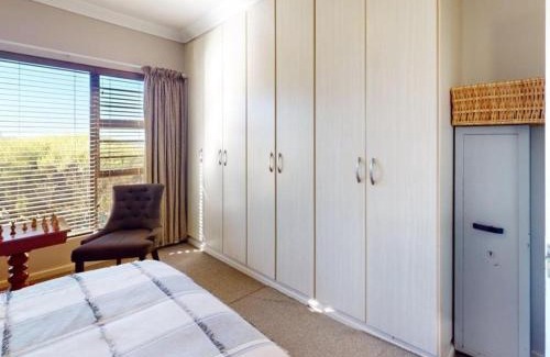 Victoria Bay Apartment | Luuks