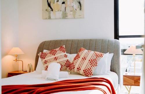 Box Hill Apartment | Lux 1 bedroom Executive Apt in Box Hill