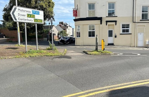 Folkestone Apartment | Lux 2BR Flat Folkestone Habour